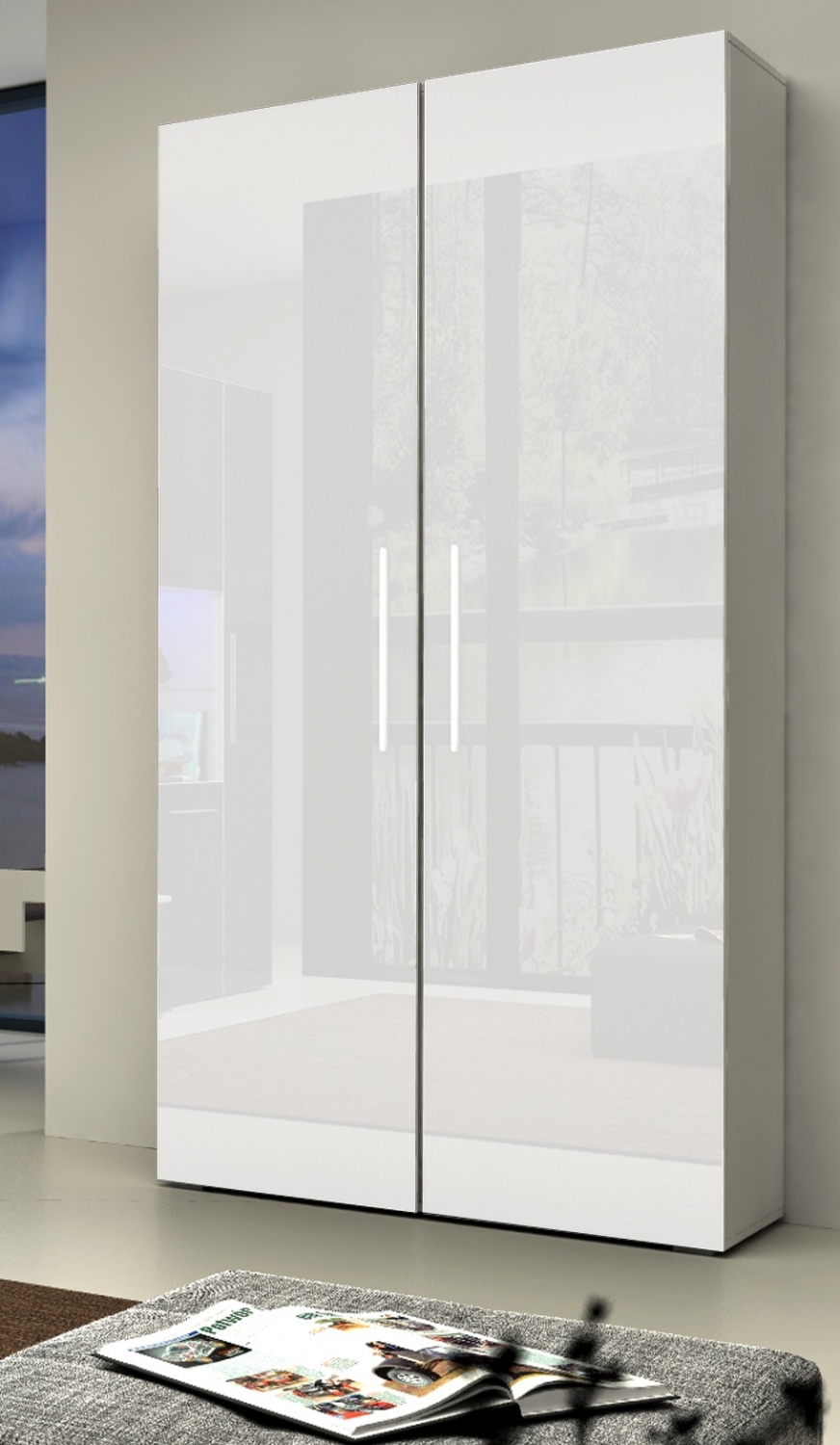 Moderní šatní skříň Tristin Moderní šatní skříň Tristin