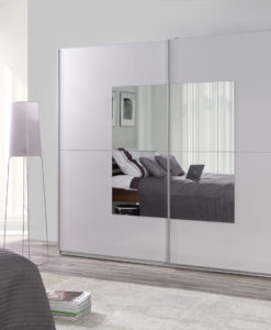 Velká šatní skříň Darvin 25 v bílé barvě se zrcadlem