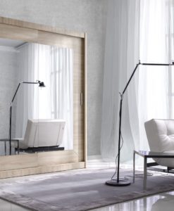 Zrcadlová šatní skříň s posuvnými dveřmi Gerardo 3